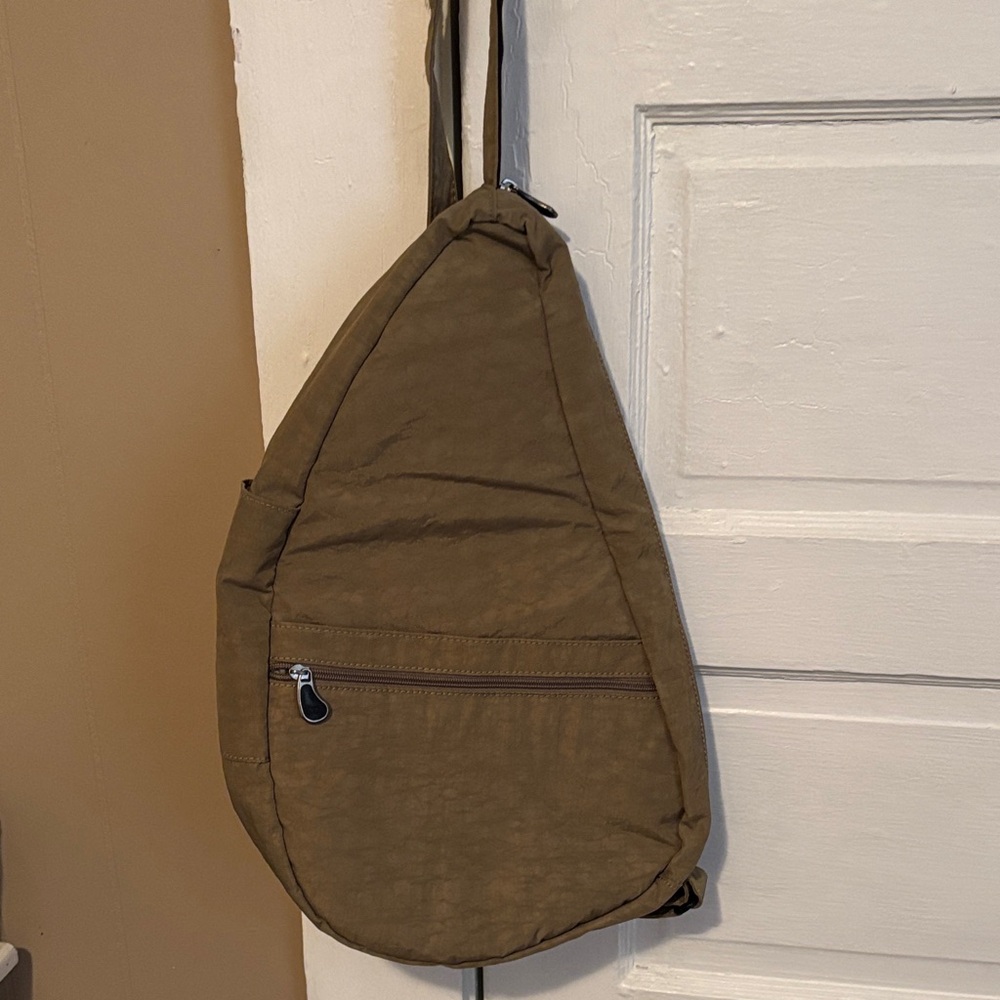 AmeriBag 19" Nylon tan bag